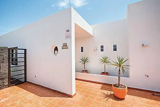 Raquel Villa Playa Blanca