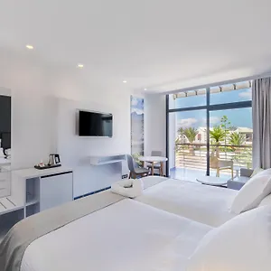 4* Ośrodek wypoczynkowy Mirador Papagayo By Livvo