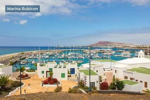 Raquel Villa Playa Blanca